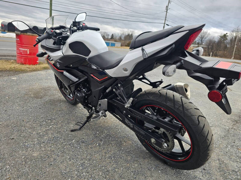 2021 Suzuki GSX 250R
