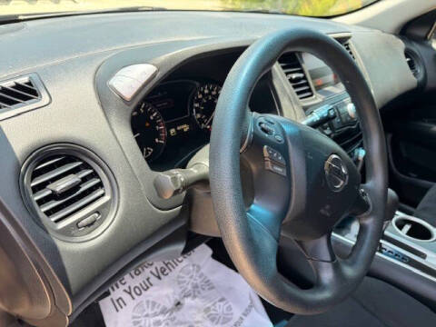 2015 Nissan Pathfinder S