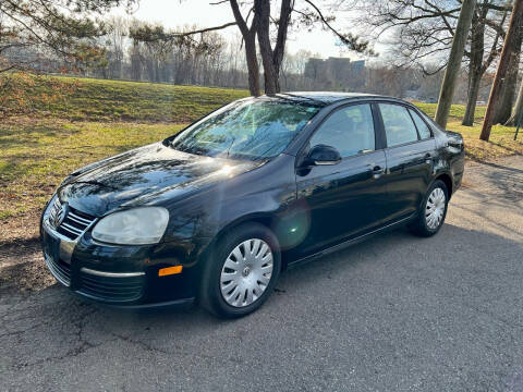 2008 Volkswagen Jetta for sale at Morris Ave Auto Sales in Elizabeth NJ