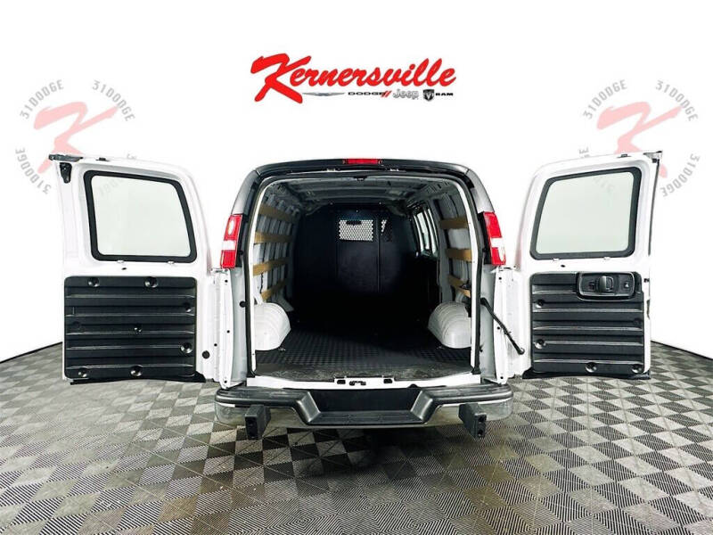 2024 Chevrolet Express 2500