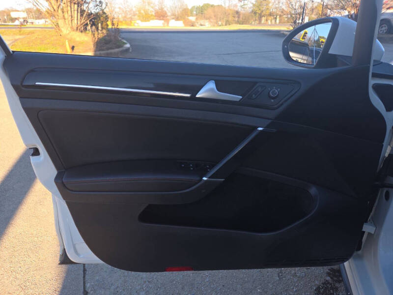 2015 Volkswagen Golf GTI SE