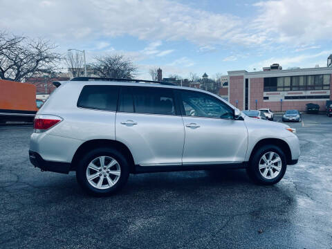 2011 Toyota Highlander for sale at Welcome Motors LLC in Haverhill MA