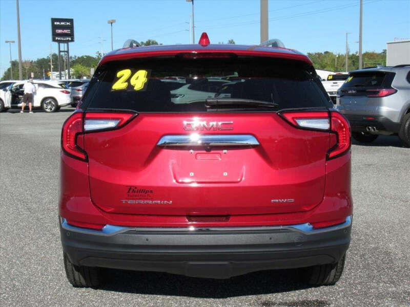2024 GMC Terrain SLT