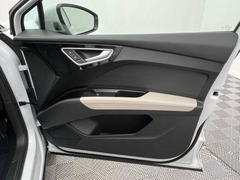 2023 Audi Q4 e-tron quattro Premium Plus 50