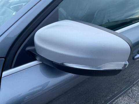 2017 Volvo XC60 T6 R-Design