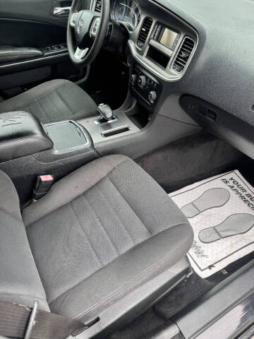 2012 Dodge Charger SE