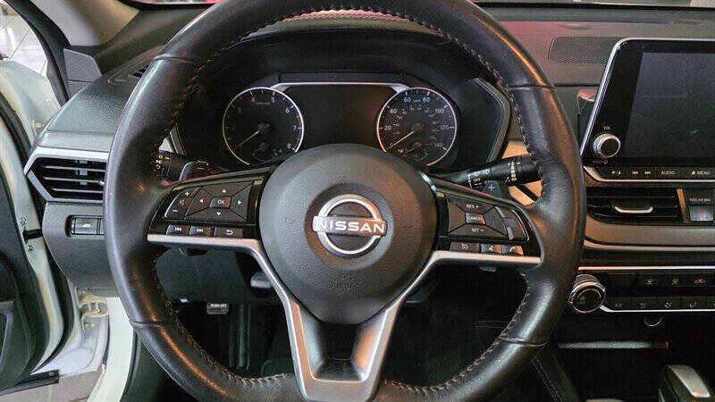 2024 Nissan Altima 2.5 SR