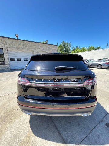2019 Lincoln Nautilus Select