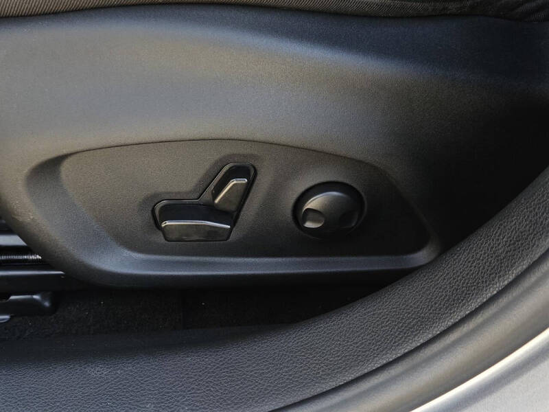 2023 Jeep Compass (Red) Edition