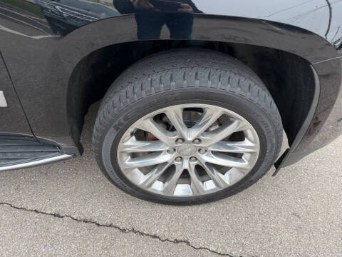 2019 Cadillac Escalade Luxury