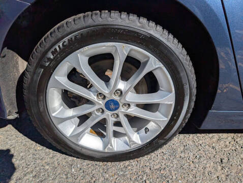 2019 Ford Fusion Hybrid SE