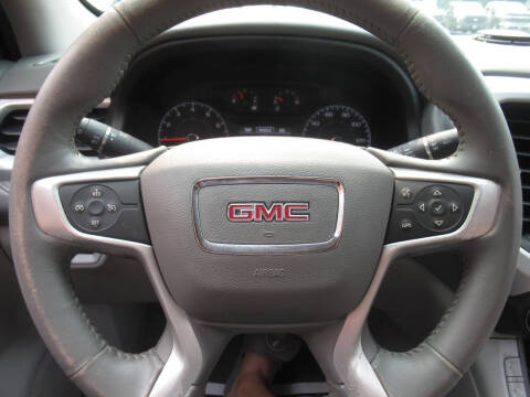 2017 GMC Acadia SLE-2