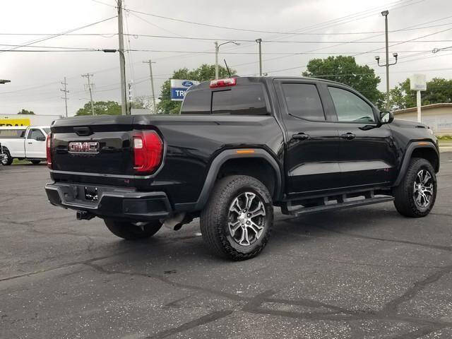 2025 GMC Canyon AT4