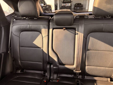 2020 Ford Escape Hybrid Titanium