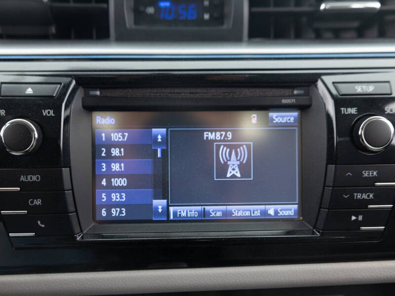 2015 Toyota Corolla LE Plus