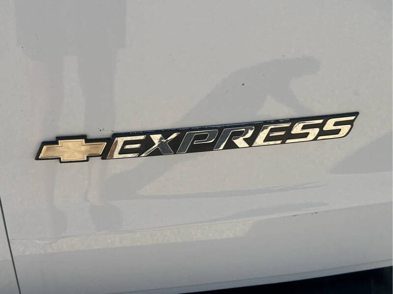 2020 Chevrolet Express 3500