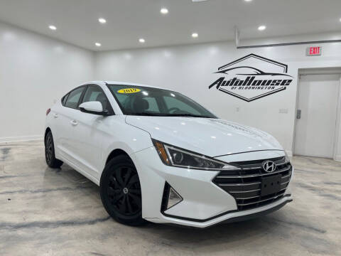 2019 Hyundai Elantra for sale at Auto House of Bloomington in Bloomington IL