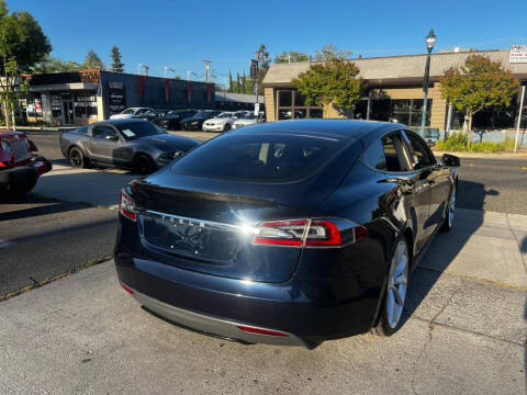 2013 Tesla Model S