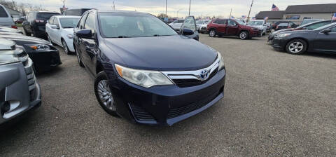 2014 Toyota Camry Hybrid LE