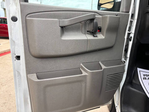 2017 Chevrolet Express 2500