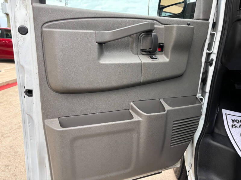 2017 Chevrolet Express 2500