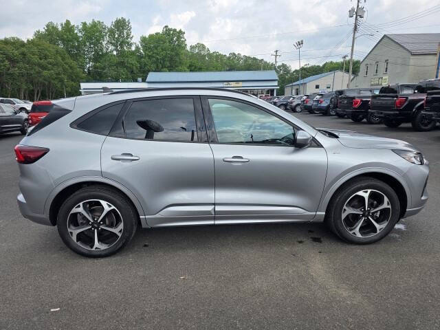 2023 Ford Escape ST-Line Select