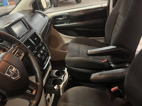 2020 Dodge Grand Caravan SE