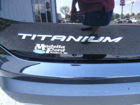 2023 Ford Edge Titanium