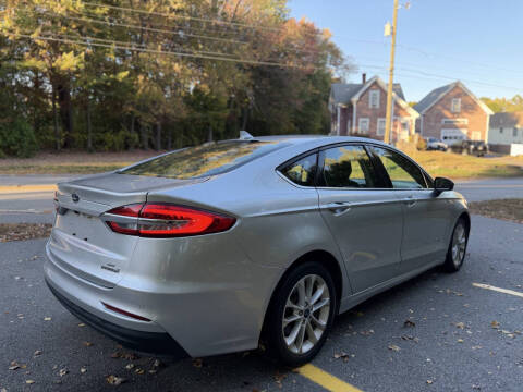 2019 Ford Fusion Hybrid SE