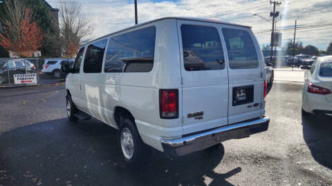 2014 Ford E-Series E-350 SD XLT