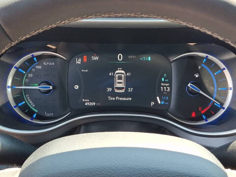 2024 Chrysler Pacifica Plug-In Hybrid Select