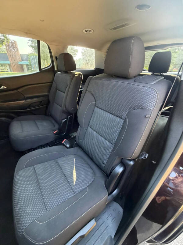 2021 GMC Acadia SLE