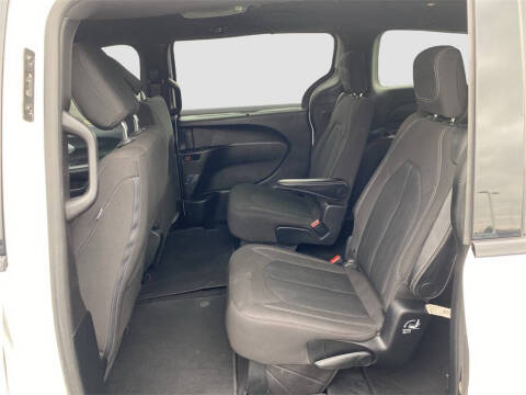 2020 Chrysler Pacifica Touring