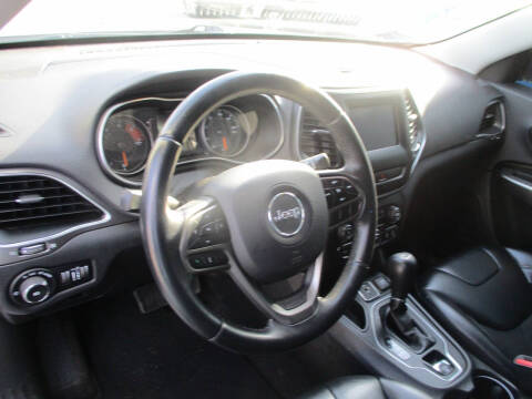 2019 Jeep Cherokee Latitude Plus