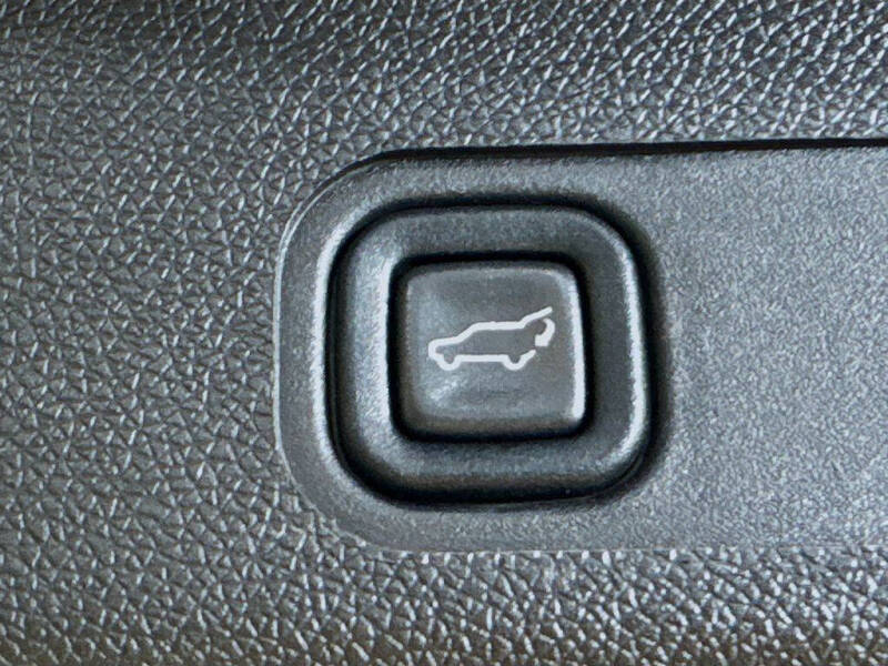 2013 GMC Yukon Denali
