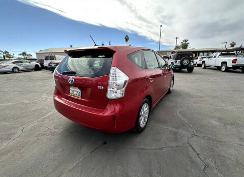 2014 Toyota Prius v Two