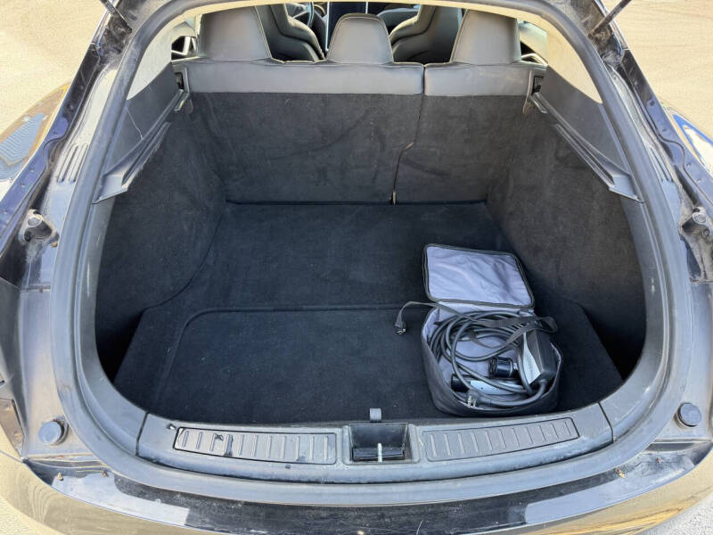 2016 Tesla Model S 70