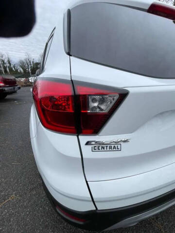 2019 Ford Escape SE