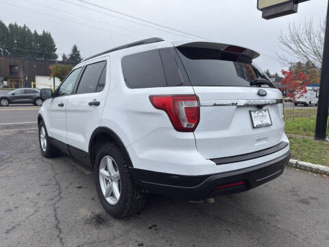 2018 Ford Explorer