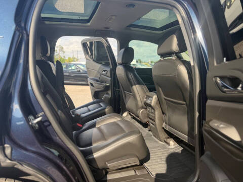2017 GMC Acadia SLT-1