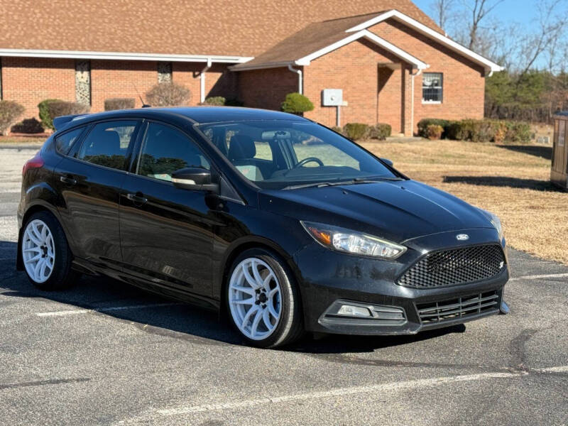 2017 Ford Focus ST