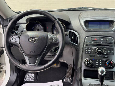 2012 Hyundai Genesis Coupe 2.0T