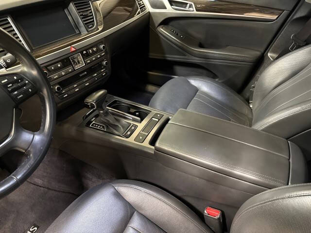 2020 Genesis G80