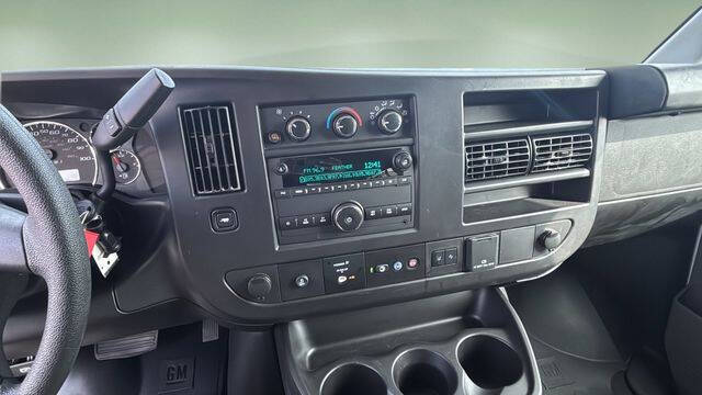 2024 Chevrolet Express LT 3500