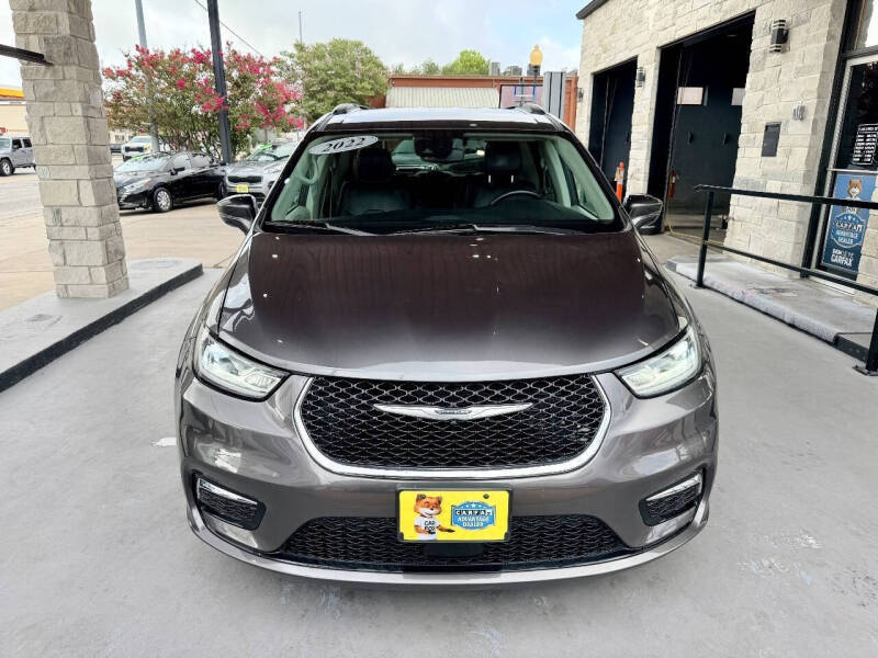 2022 Chrysler Pacifica Touring L