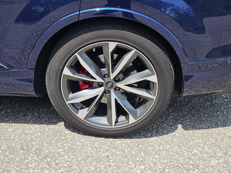2023 Audi SQ7 4.0T quattro Premium Plus