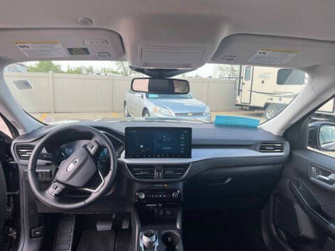2025 Ford Escape Platinum