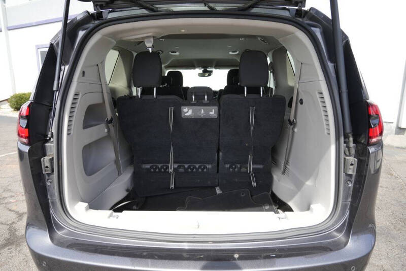 2021 Chrysler Pacifica Touring