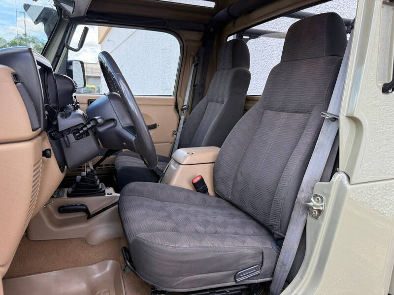 1999 Jeep Wrangler SE