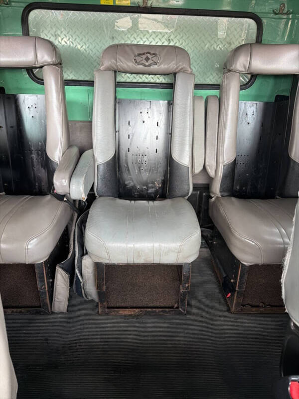 2002 International 4900